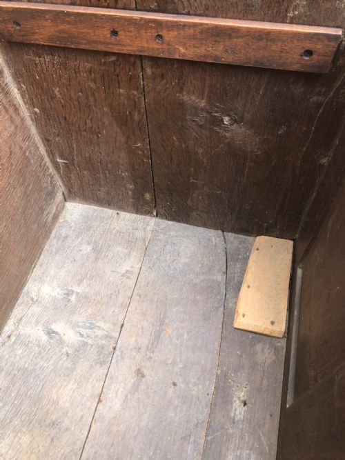 EARLY OAK COFFER - ADDITIONAL PHOTO 11