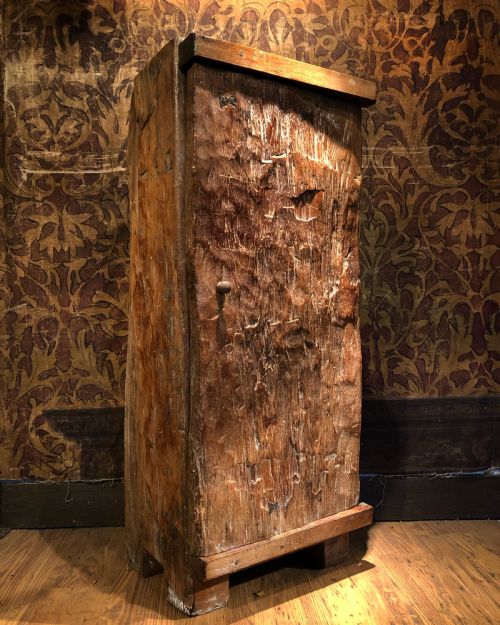 RUSTIC DUGOUT CUPBOARD - ADDITIONAL PHOTO 2