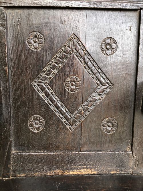 EARLY OAK WAINSCOT CHAIR - ADDITIONAL PHOTO 4