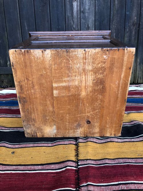 EARLY OAK CHEST - ADDITIONAL PHOTO 10