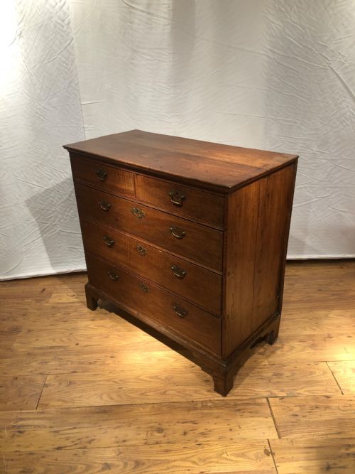 ANTIQUE COUNTRY CHEST OF DRAWERS - ADDITIONAL PHOTO 11