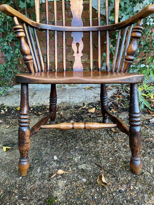 ANTIQUE WINDSOR CHAIR - ADDITIONAL PHOTO 3