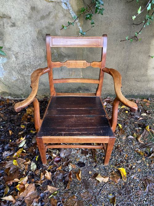 ANTIQUE COUNTRY CHAIR - ADDITIONAL PHOTO 2