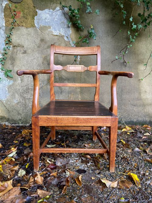 ANTIQUE COUNTRY CHAIR - ADDITIONAL PHOTO 3