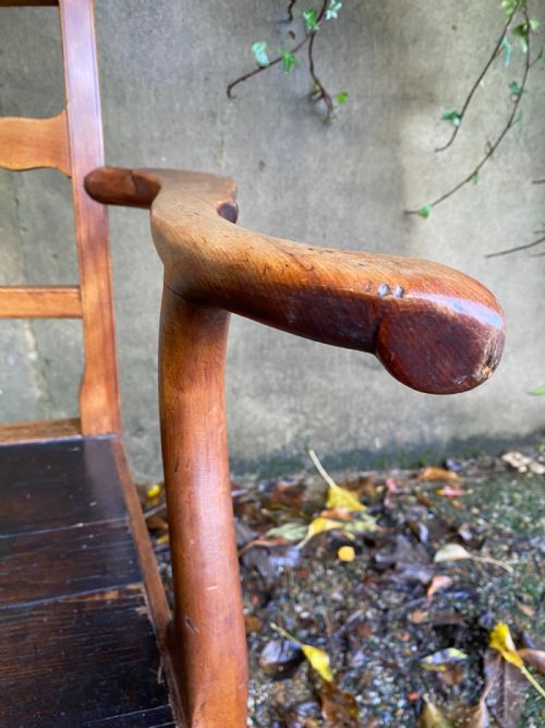 ANTIQUE COUNTRY CHAIR - ADDITIONAL PHOTO 8