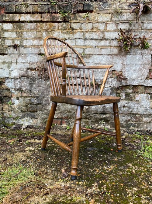 ANTIQUE COUNTRY WINDSOR CHAIR - ADDITIONAL PHOTO 1