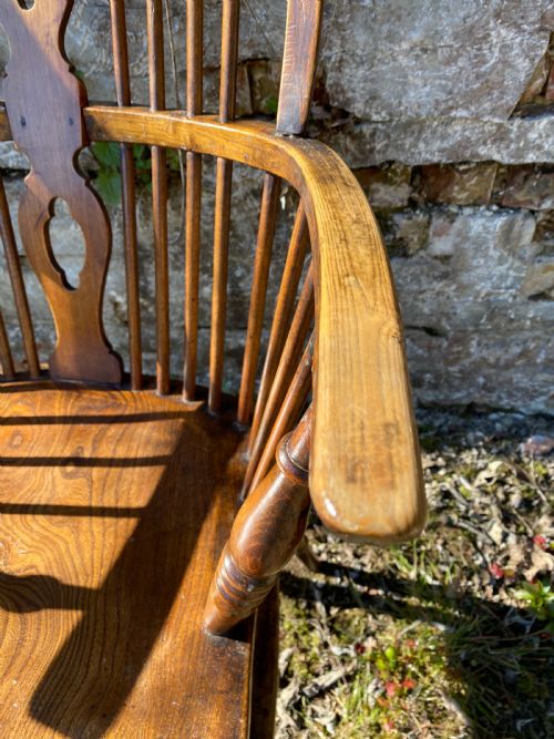 ANTIQUE WINDSOR CHAIR - ADDITIONAL PHOTO 6