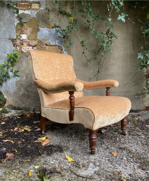 antique open armchair - CATEGORY: ANTIQUE CHAIRS - DATED 19TH CENTURY