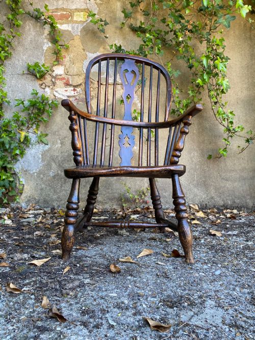 antique windsor chair - CATEGORY: ANTIQUE CHAIRS - DATED 19TH CENTURY