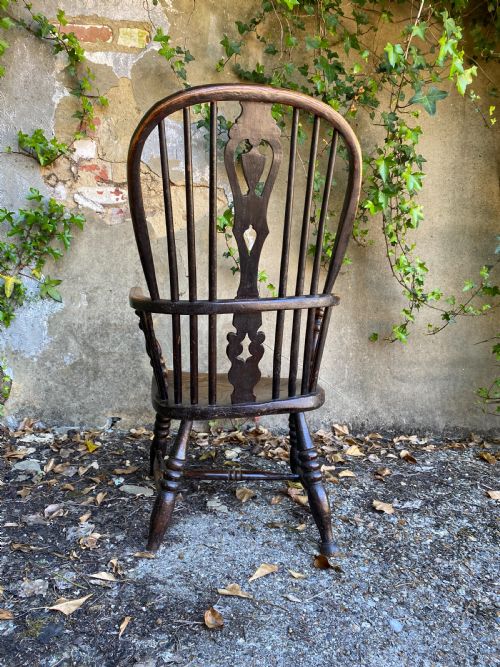 ANTIQUE WINDSOR CHAIR - ADDITIONAL PHOTO 5