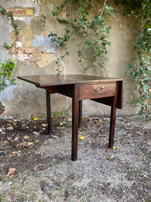 GEORGIAN OAK TABLE - ADDITIONAL PHOTO 1