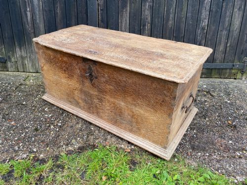 ANTIQUE OAK CHEST - ADDITIONAL PHOTO 13