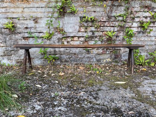 PRIMITIVE ANTIQUE BENCH - ADDITIONAL PHOTO 1