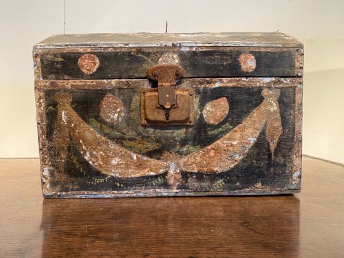 ANTIQUE MARRIAGE CHEST - ADDITIONAL PHOTO 6