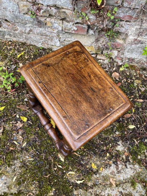 ANTIQUE OAK JOINT STOOL - ADDITIONAL PHOTO 3