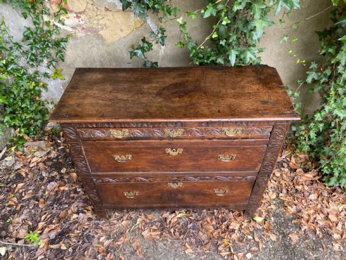 EARLY OAK CHEST OF DRAWERS - ADDITIONAL PHOTO 3