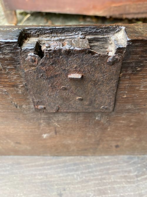EARLY OAK CHEST OF DRAWERS - ADDITIONAL PHOTO 13