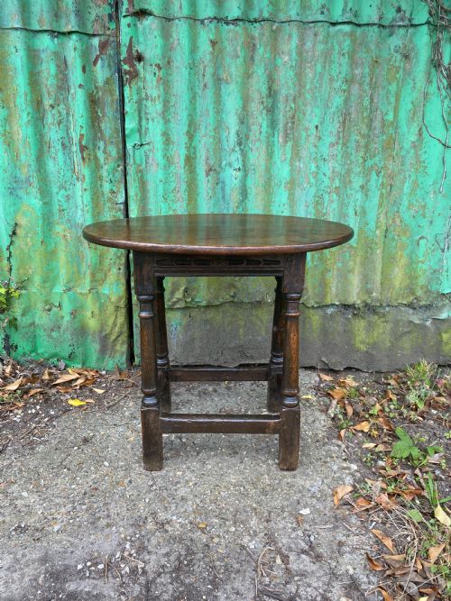 ANTIQUE OAK TABLE - ADDITIONAL PHOTO 4