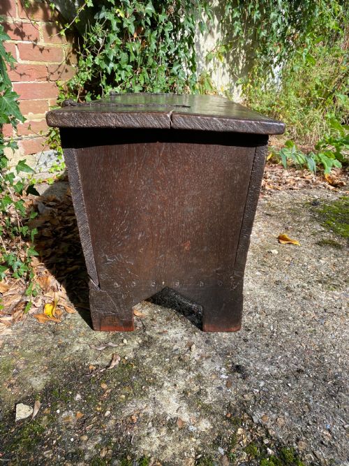 EARLY OAK COFFER - ADDITIONAL PHOTO 11