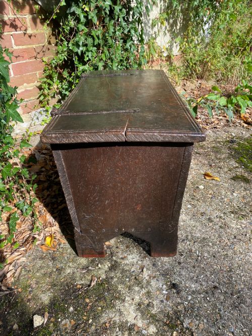 EARLY OAK COFFER - ADDITIONAL PHOTO 12