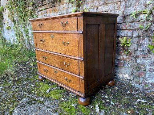 EARLY OAK CHEST OF DRAWERS - ADDITIONAL PHOTO 3