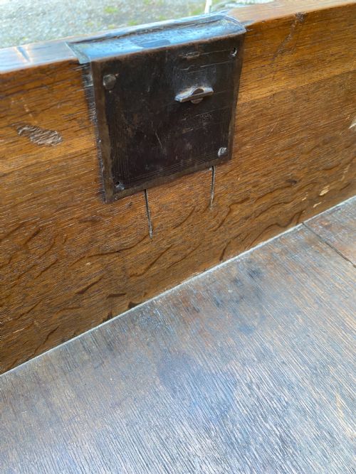 EARLY OAK CHEST OF DRAWERS - ADDITIONAL PHOTO 13