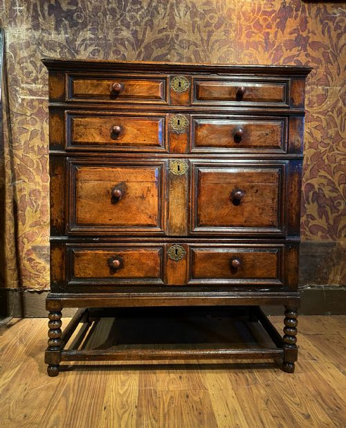chest on stand - CATEGORY: ANTIQUE CHEST OF DRAWERS - DATED 18TH CENTURY