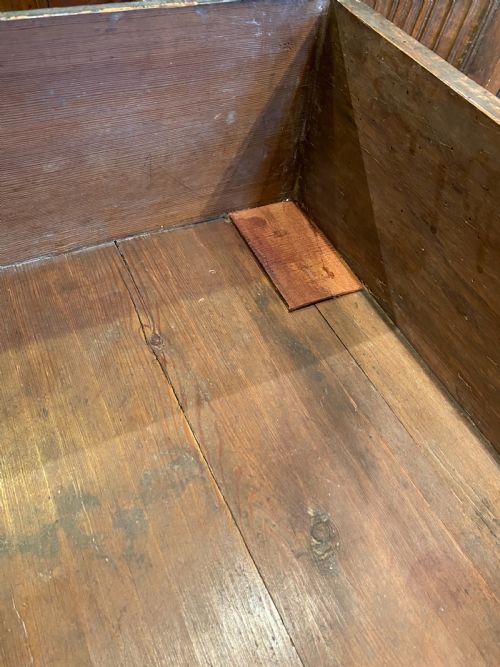 CHEST ON STAND - ADDITIONAL PHOTO 17