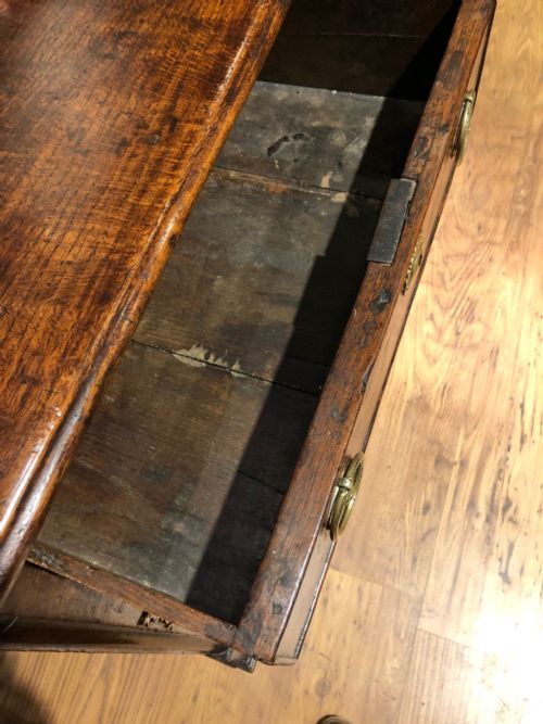 18TH CENTURY OAK 'DOG KENNEL' WELSH DRESSER BASE - ADDITIONAL PHOTO 6