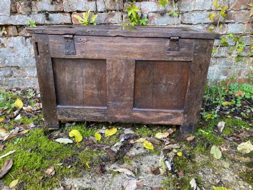 SMALL OAK COFFER - ADDITIONAL PHOTO 11