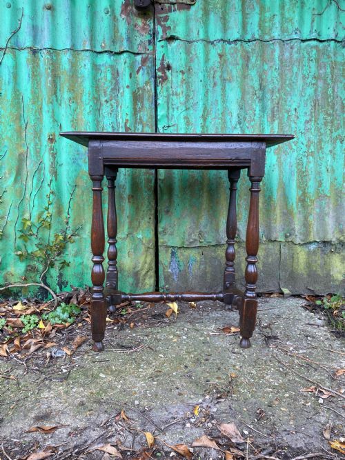 18TH CENTURY OAK TAVERN TABLE - ADDITIONAL PHOTO 1