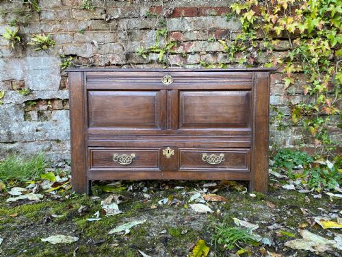 oak mule chest - CATEGORY: ANTIQUE CHESTS - DATED 17TH CENTURY