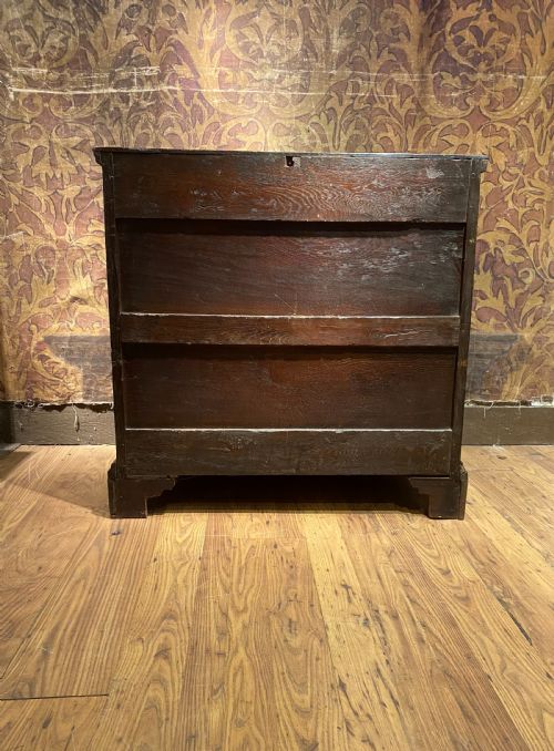 18TH CENTURY OAK CHEST OF DRAWERS - ADDITIONAL PHOTO 6