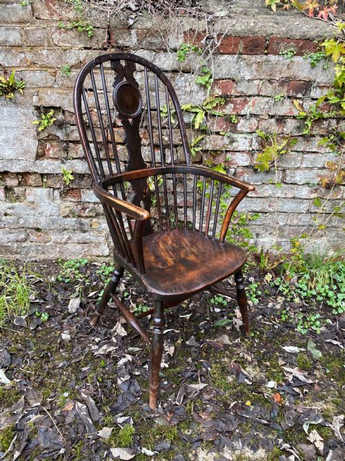 ANTIQUE WINDSOR CHAIR - ADDITIONAL PHOTO 3