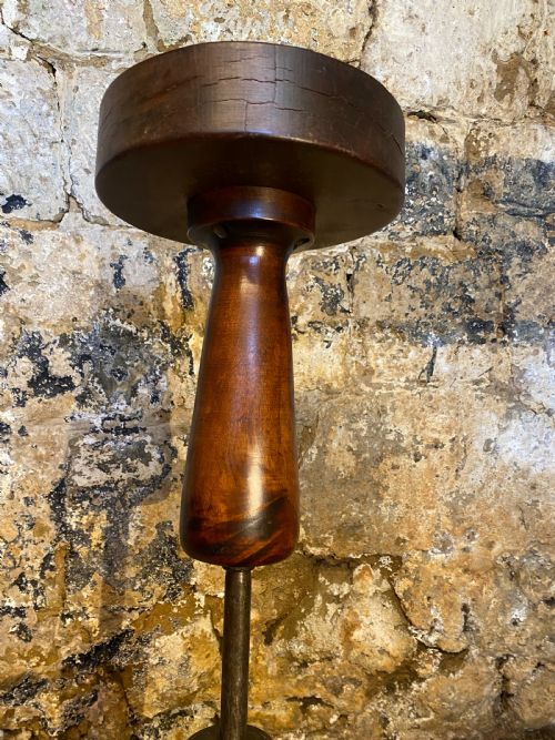ANTIQUE SCULPTORS STAND - ADDITIONAL PHOTO 3