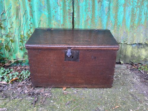 EARLY OAK BOX - ADDITIONAL PHOTO 2