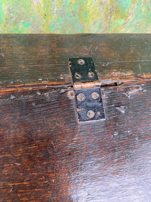 EARLY OAK BOX - ADDITIONAL PHOTO 9