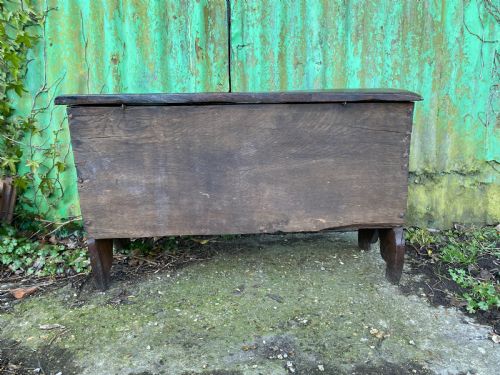 EARLY OAK COFFER - ADDITIONAL PHOTO 5