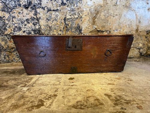 OAK CARRIAGE CHEST - ADDITIONAL PHOTO 12