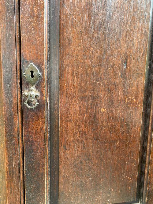 ANTIQUE OAK CORNER CUPBOARD - ADDITIONAL PHOTO 1