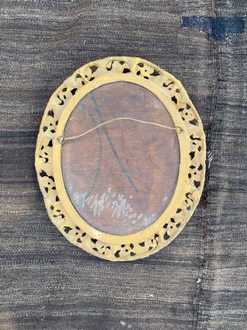 ANTIQUE OVAL GILT MIRROR - ADDITIONAL PHOTO 3