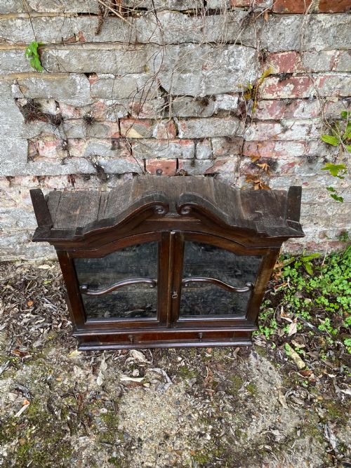 18TH CENTURY OAK WALL CUPBOARD - ADDITIONAL PHOTO 2