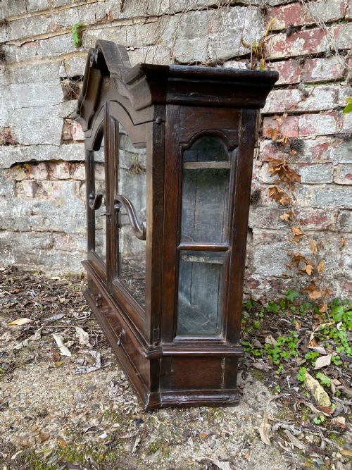 18TH CENTURY OAK WALL CUPBOARD - ADDITIONAL PHOTO 4