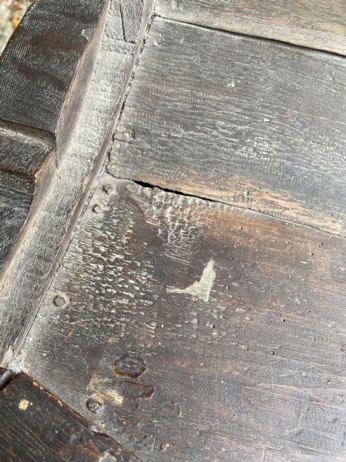 18TH CENTURY OAK WALL CUPBOARD - ADDITIONAL PHOTO 7