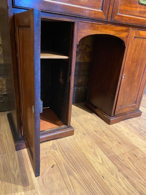 REGENCY DESK - ADDITIONAL PHOTO 7