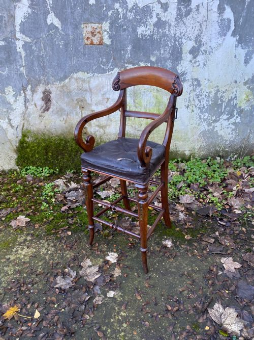 ANTIQUE HIGH CHAIR - ADDITIONAL PHOTO 3