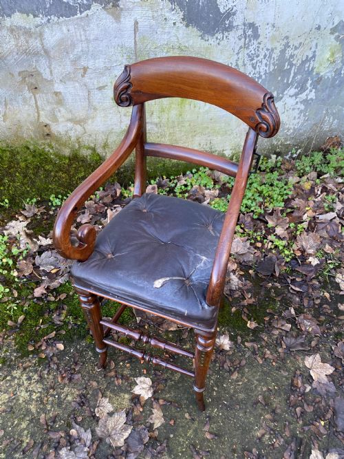 ANTIQUE HIGH CHAIR - ADDITIONAL PHOTO 4