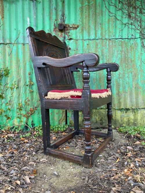 EARLY WAINSCOT CHAIR - ADDITIONAL PHOTO 1