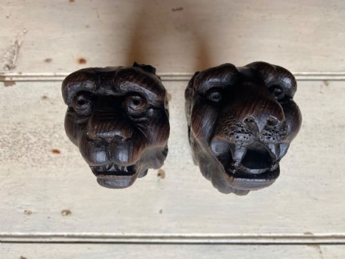 PAIR OF CARVED WOOD LION HEADS - ADDITIONAL PHOTO 2