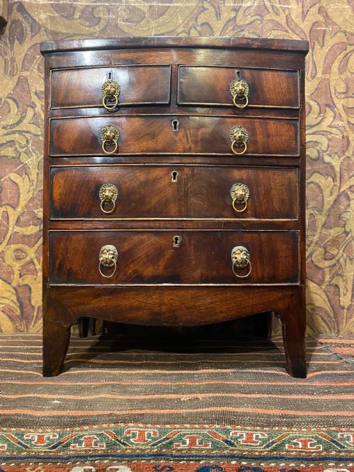 antique apprentice piece chest of drawers - CATEGORY: ANTIQUE CUPBOARDS - DATED 19TH CENTURY